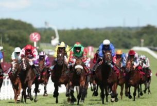 Corrida de cavalos em Goodwood