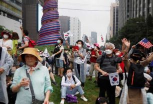 Manifestantes protestam contra governo sul-coreano em Seul