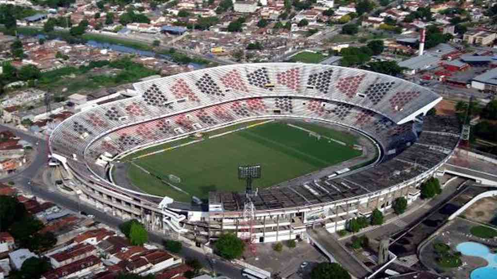 No último domingo, onde jogavam Palmeiras e Santos, duas pessoas morreram confronto entre torcidas