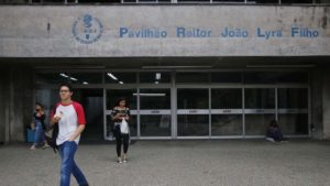 Serão beneficiados 12 mil alunos