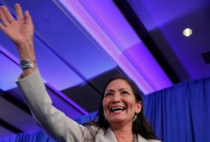 Democrata Deb Haaland foi eleita em 2018 representante do Novo México no Congresso norte-americano