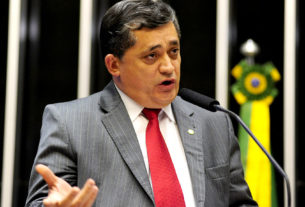 Um dos principais articuladores na bancada petista, o deputado Eduardo Guimarães (CE) apoia Baleia Rossi (MDB-SP) à Presidência da Câmara