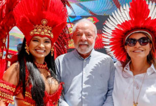 Lula, Parintins